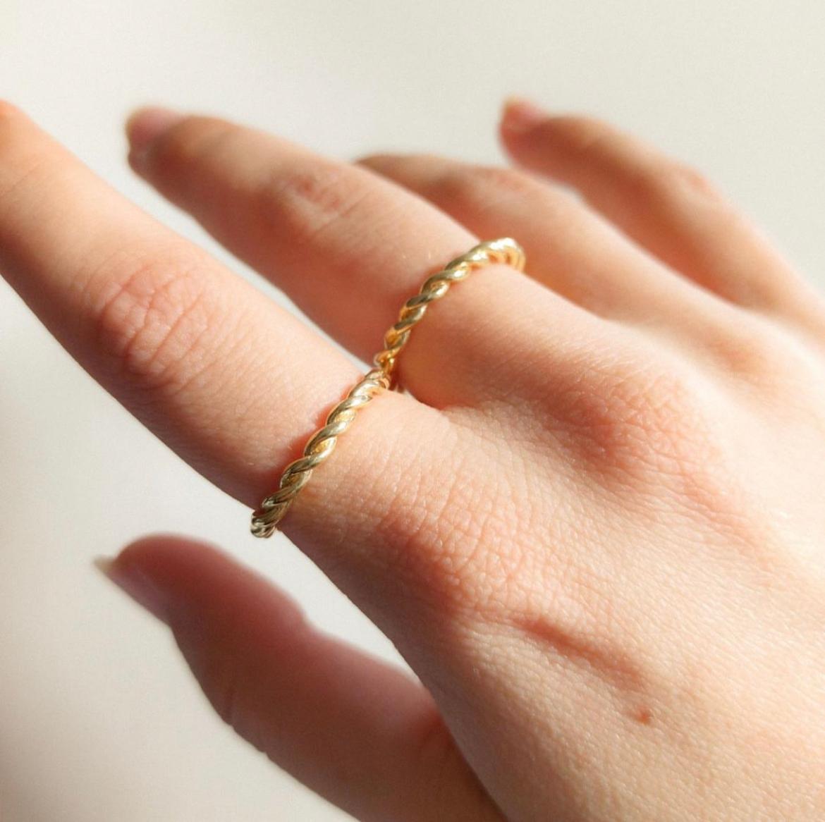 Burgu Kalın Yüzük